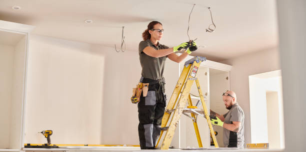 Best Ceiling Fan Installation Electrician  in Centerville, IA